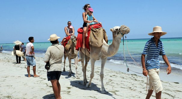 السائحين إلى تونس السائحين إلى تونس