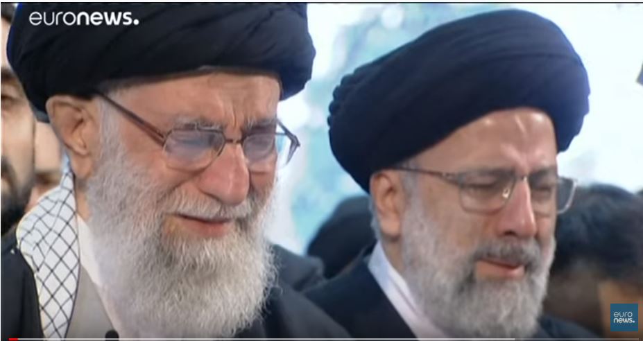 المرشد الأعلى الإيراني آية الله علي خامنئي