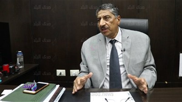 الدكتور عبدالستار المليجى نقيب العلميين