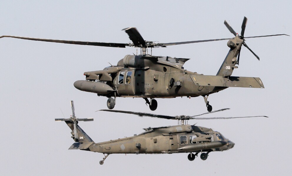 طائرات أمريكية تحلق فوق بغداد وأنباء عن انفجار ضخم