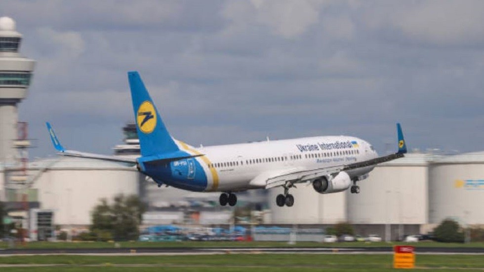 تحطم طائرة أوركانية بالقرب من مطار طهران