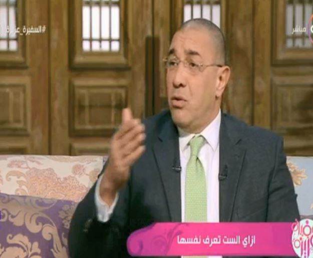 الدكتور عمرو يبسري