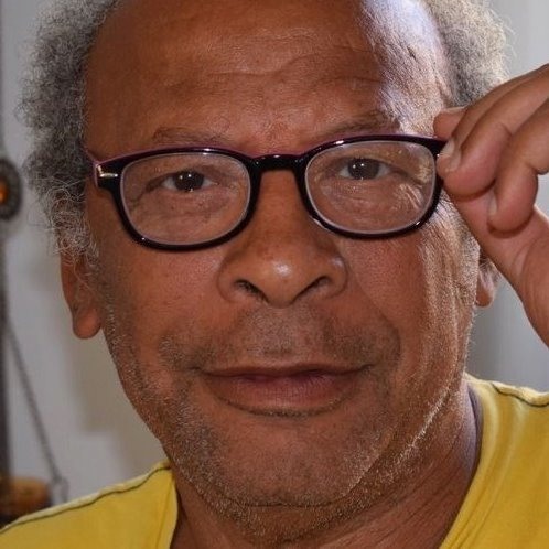 صلاح هاشم صلاح هاشم