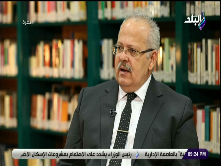 محمد عثمان الخشت رئيس جامعة القاهرة