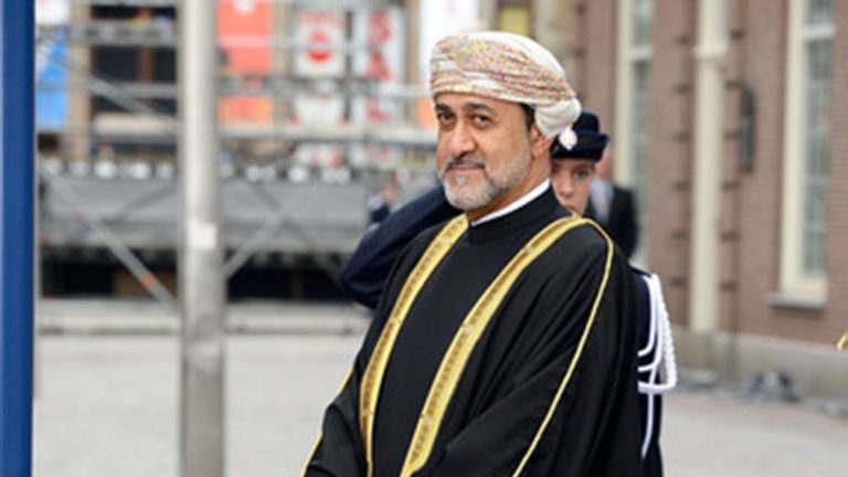 تنصيب هيثم بن طارق سلطانا جديدا لـ عمان