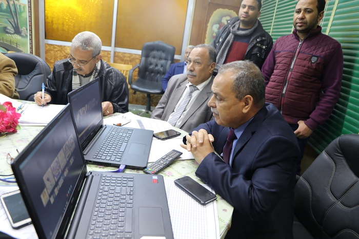 غرفة عمليات ومتابعة غرفة عمليات ومتابعة