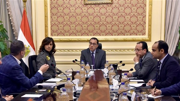 رئيس الوزراء يلتقى وزيرة الهجرة