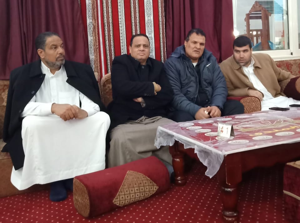بيل محمود يوقع على عقود تدريب الرجاء