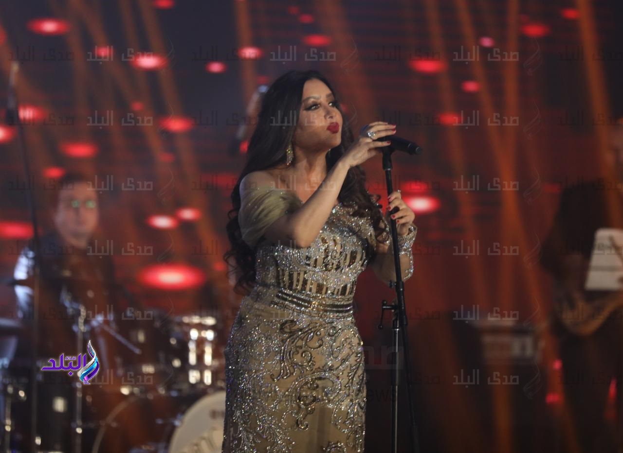  الفنانة لطيفة احتفالية مستقبل وطن