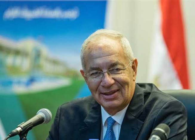 لمهندس يحيى زكى، رئيس المنطقة الاقتصادية لقناة السويس