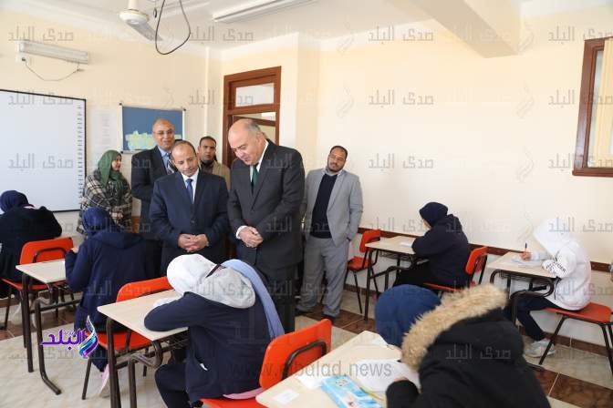 امتحانات الصفين الأول والثاني الثانوي