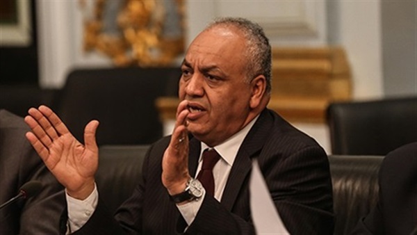 النائب مصطفى بكرى