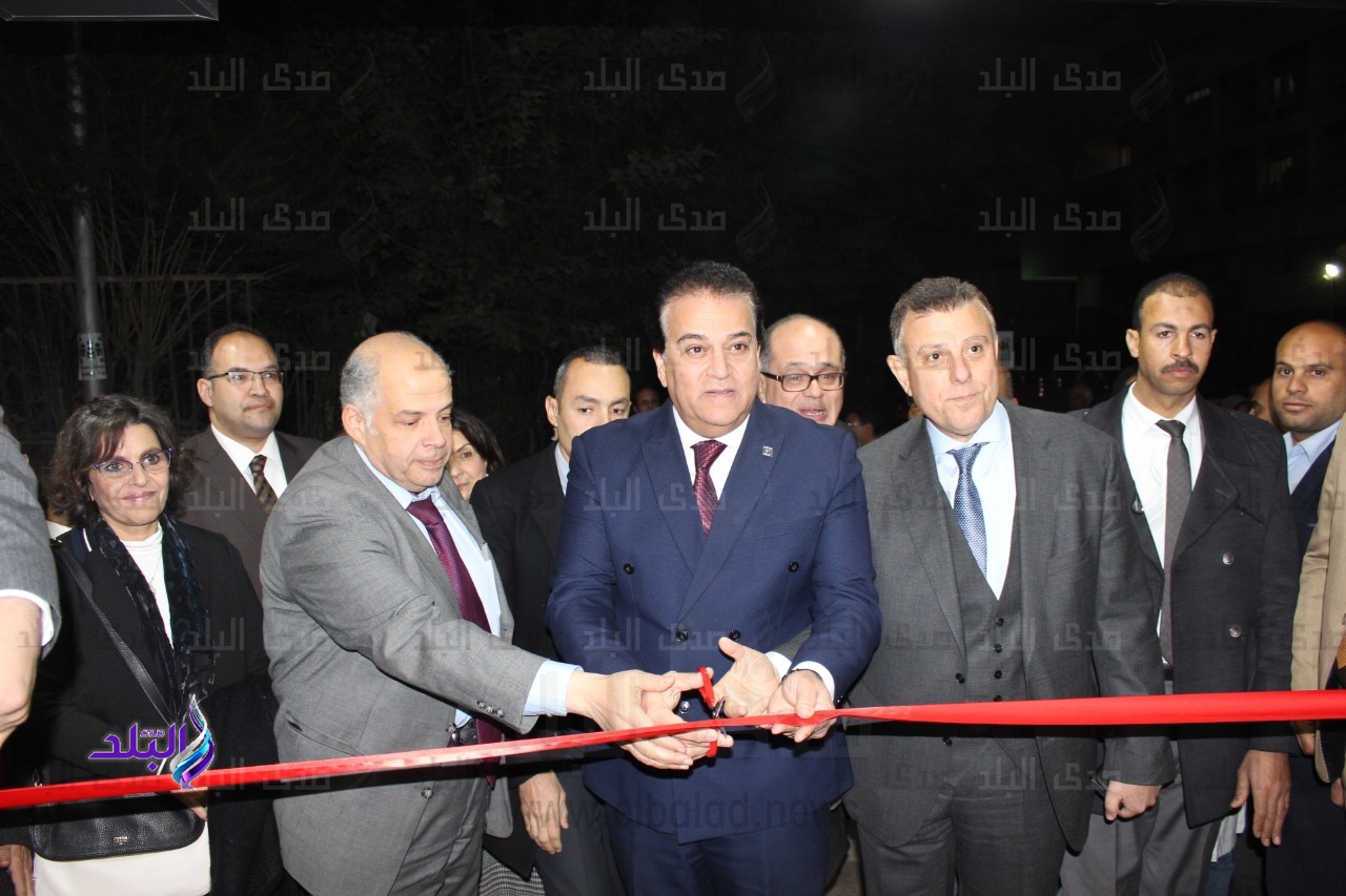 افتتاح مركز أبحاث طب عين شمس