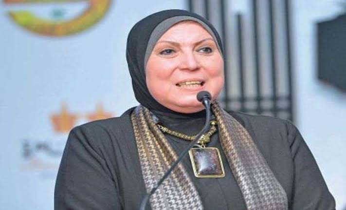 نيفين جامع وزيرة التجارة والصناعة