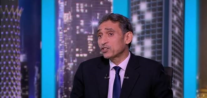 الكاتب الصحفي على السيد 