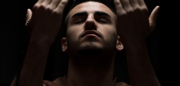 دعاء الغضب.. 10 أدوية تخلصك من الحزن والضيق دعاء الغضب.. 10 أدوية تخلصك من الحزن والضيق
