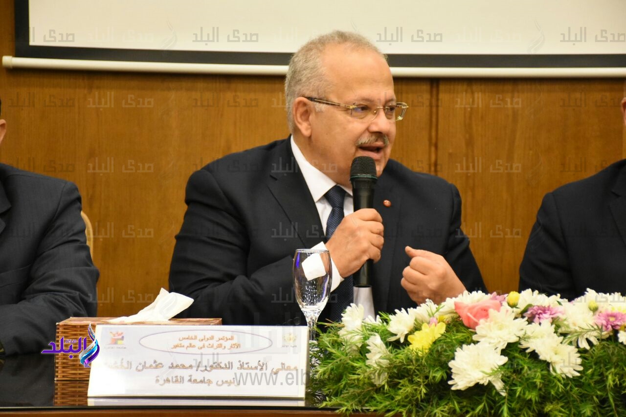 رئيس جامعة القاهرة
