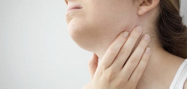 احمي نفسك من التهابات الحنجرة بـ 9 نصائح احمي نفسك من التهابات الحنجرة بـ 9 نصائح