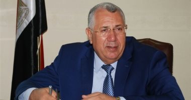 السيد القصير وزير الزراعة السيد القصير وزير الزراعة
