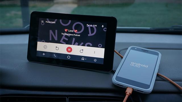 تطبيق Android Auto يحقق 100 مليون تحميل