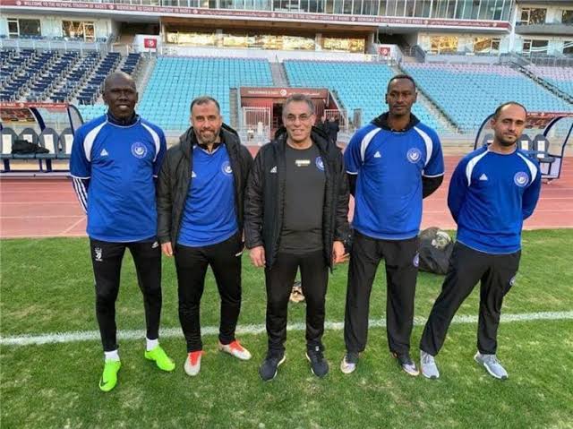 الجهاز الفني السابق للهلال السوداني الجهاز الفني السابق للهلال السوداني