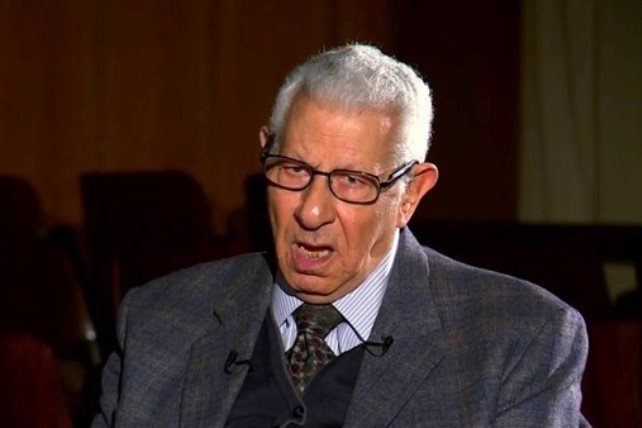 مكرم محمد أحمد 