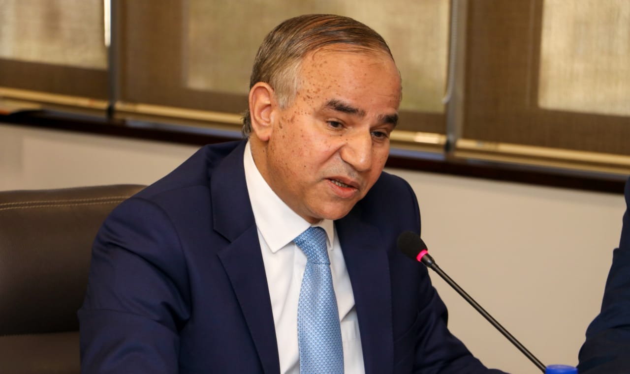 حمدي عزام