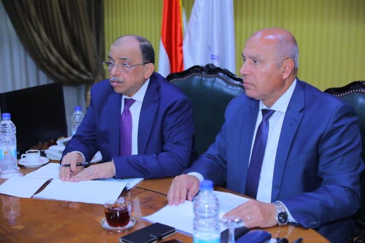 اجتماع وزيرا النقل والتنمية المحلية