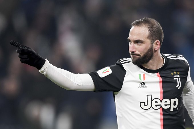 جونزالو هيجواين مهاجم نادي يوفينتوس