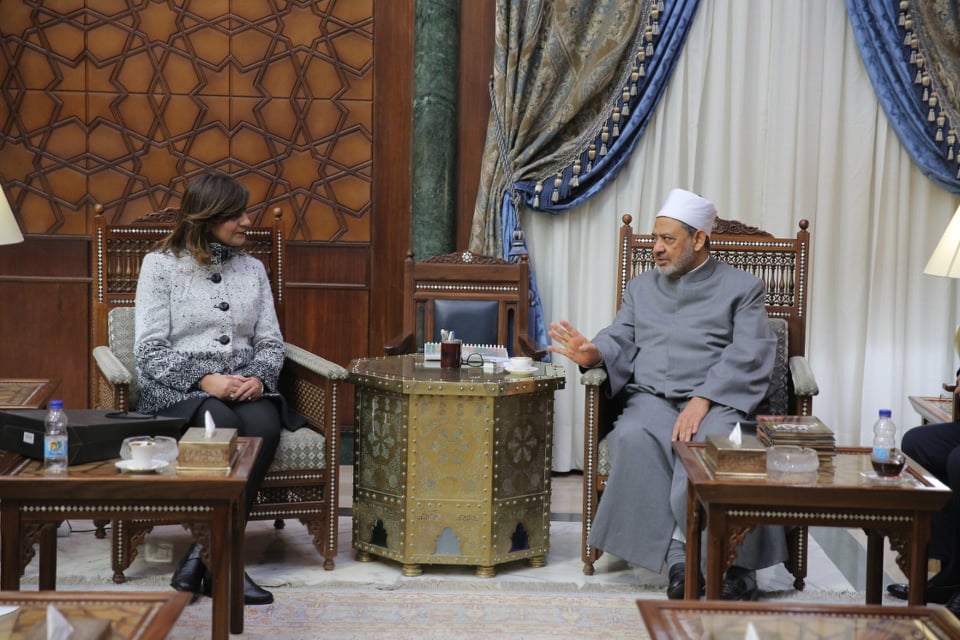شيخ الازهر خلال استقبال الوزيرة شيخ الازهر خلال استقبال الوزيرة