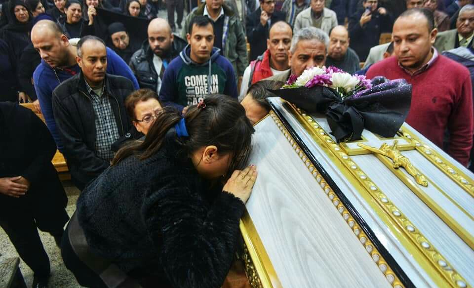 تشييع جثمان ضحية من الحادث تشييع جثمان ضحية من الحادث