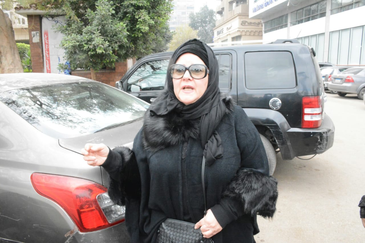 الفنانة دلال عبدالعزيز الفنانة دلال عبدالعزيز