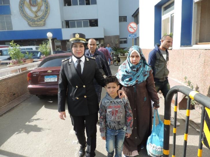 احد الطفلين بعد زراعة القوقعة داخل مستشفى الشرطة بالعجوزة