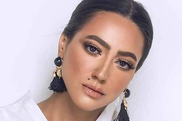 الفنانة هند عبد الحليم