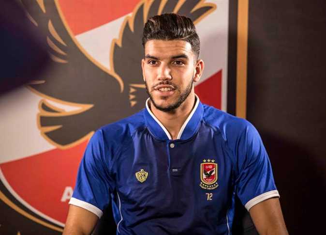 وليد ازارو مهاجم النادي الأهلي