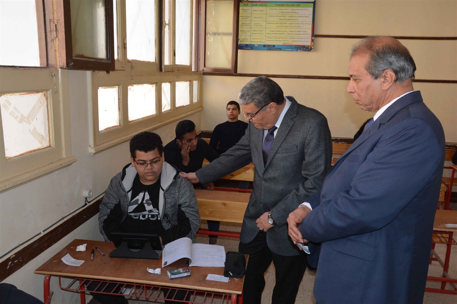 محافظ المنيا