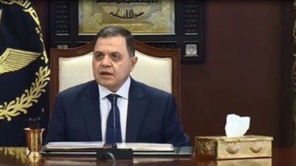 اللواء محمود توفيق وزير الداخلية اللواء محمود توفيق وزير الداخلية