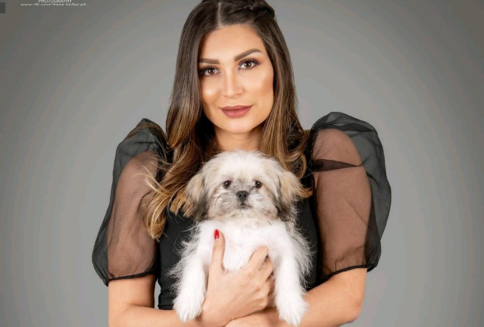 سارة نخلة