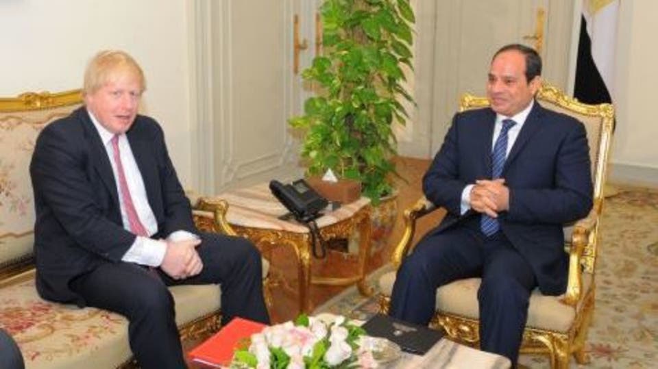 الرئيس السيسي ورئيس وزراء بريطانيا خلال لقاء سابق الرئيس السيسي ورئيس وزراء بريطانيا خلال لقاء سابق