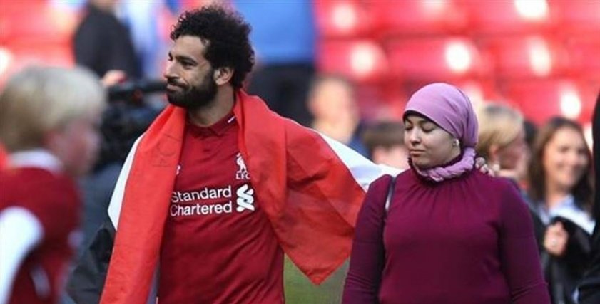 محمد صلاح وزوجته محمد صلاح وزوجته