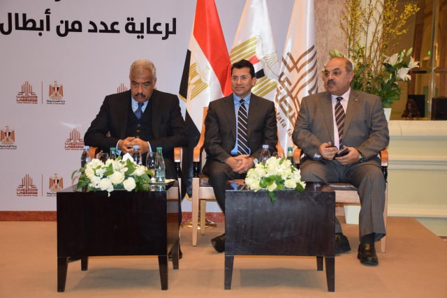 اشرف صبحى 