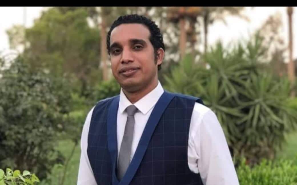 الصحفى محمود زيدان 