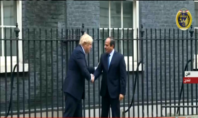 الرئيس عبد الفتاح السيسي الرئيس عبد الفتاح السيسي