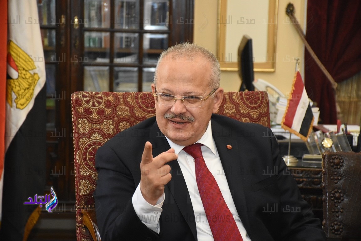 رئيس جامعة القاهرة