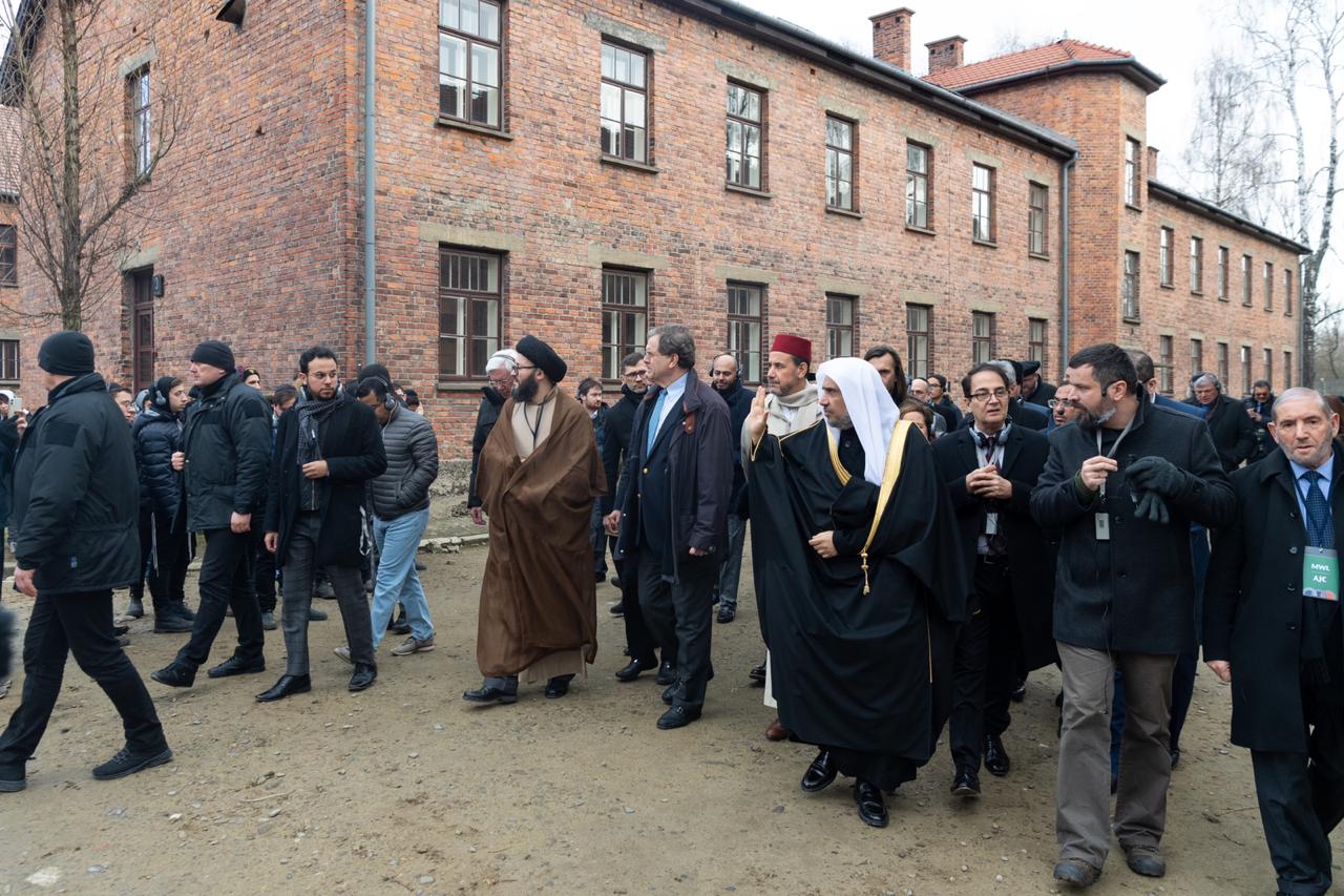 جانب من الزيارة