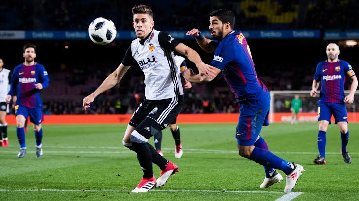 جانب من لقاء سابق بين الفريقين