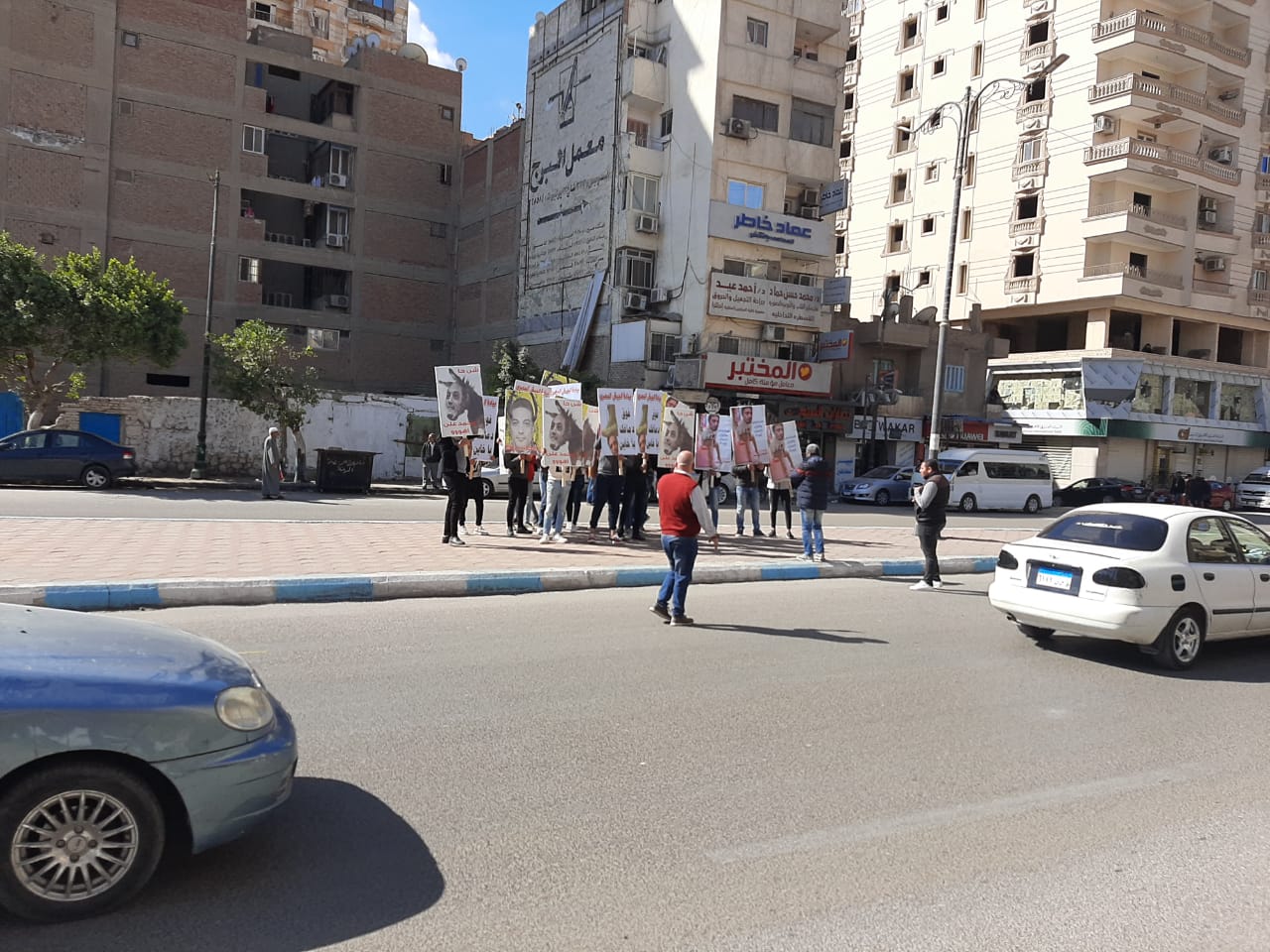 أهالى السويس يحتفلون بعيد  الشرطة 