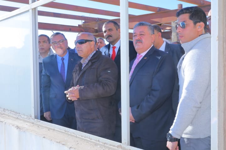 وزير النقل يتفقد ميناء بورتوفيق