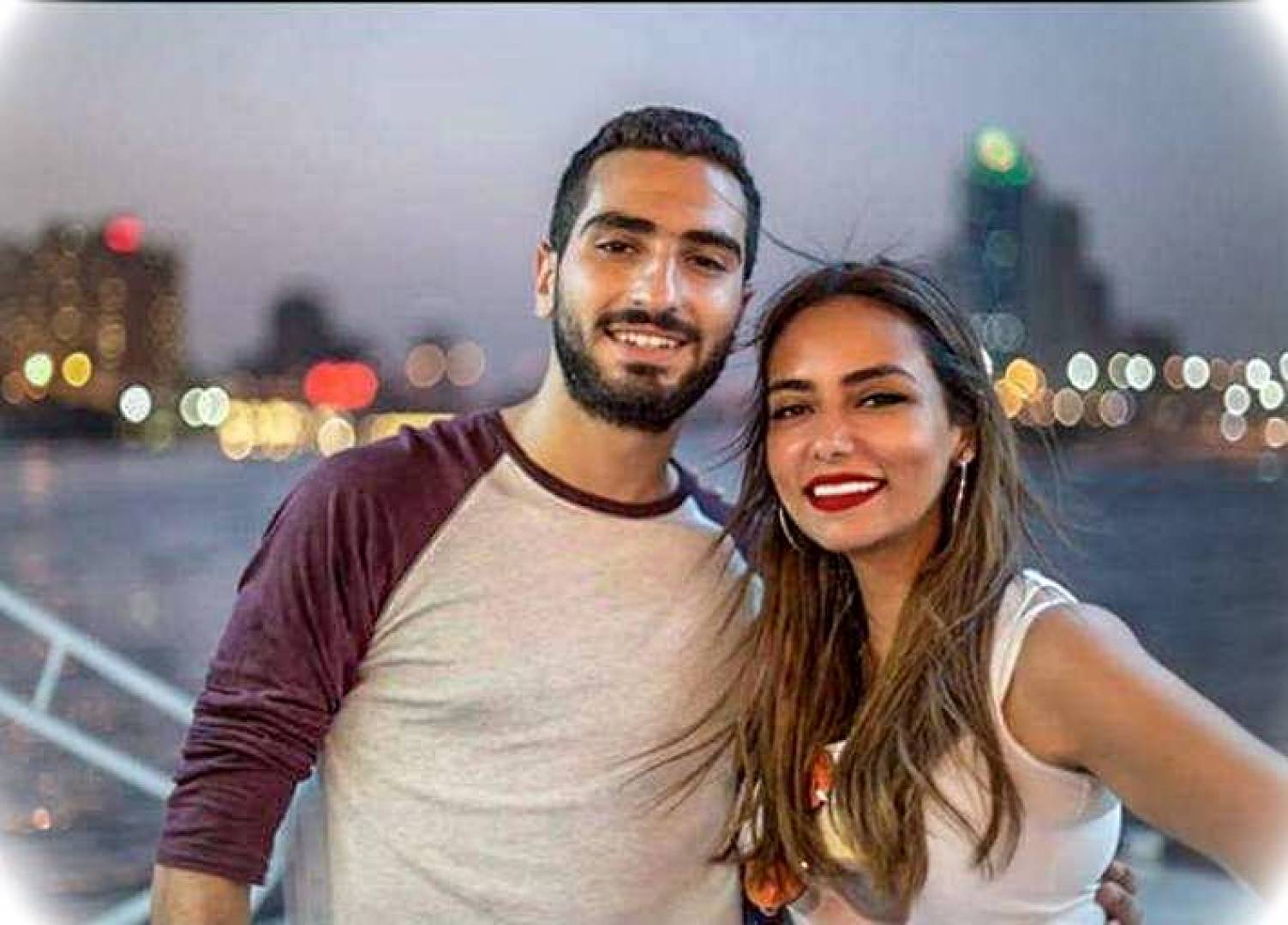 محمد الشرنوبى وسارة الطباخ 