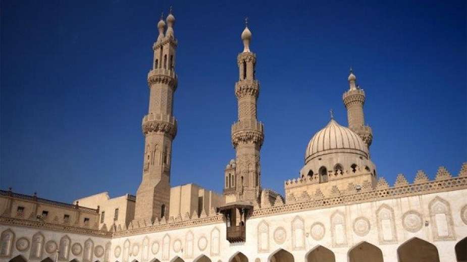 توافد شخصيات بارزة إلى مصر للمشاركة في مؤتمر الأزهر